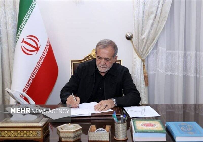 پزشکیان: اقتدار ایران مرهون ایثارگران عرصه تولید است