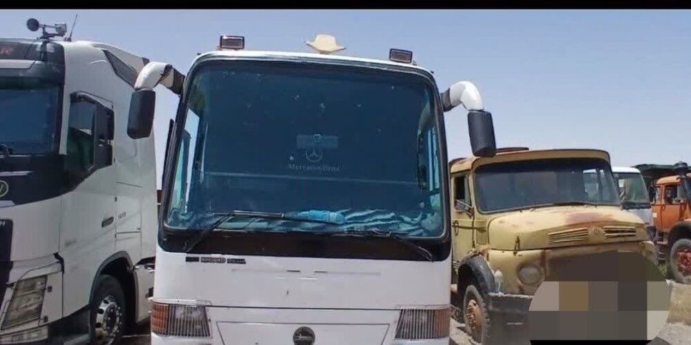 رانندگی نوجوان ۱۸ ساله با اتوبوس و بازی با جان ۴۰ مسافر | اخبار کرمان و شهرستان ها