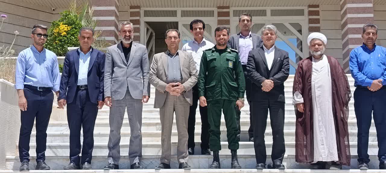 جهاد تبیین؛ راهبرد رهبر شهید برای مقابله با توطئه‌های جهانی/روشنگری کلید شناخت دشمنان و دوری از دام معاندان است