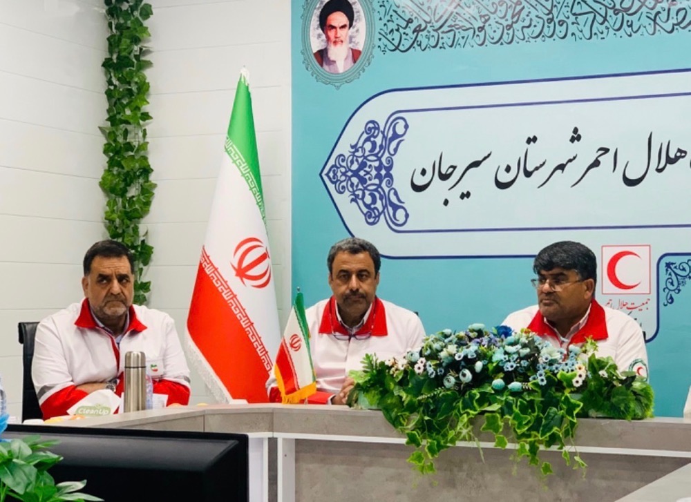 هلال‌احمر خط مقدم پاسخگویی به حوادث طبیعی و غیرطبیعی است/ مردم نگران تأمین داروهای بیماران خاص نباشند | اخبار سیرجان