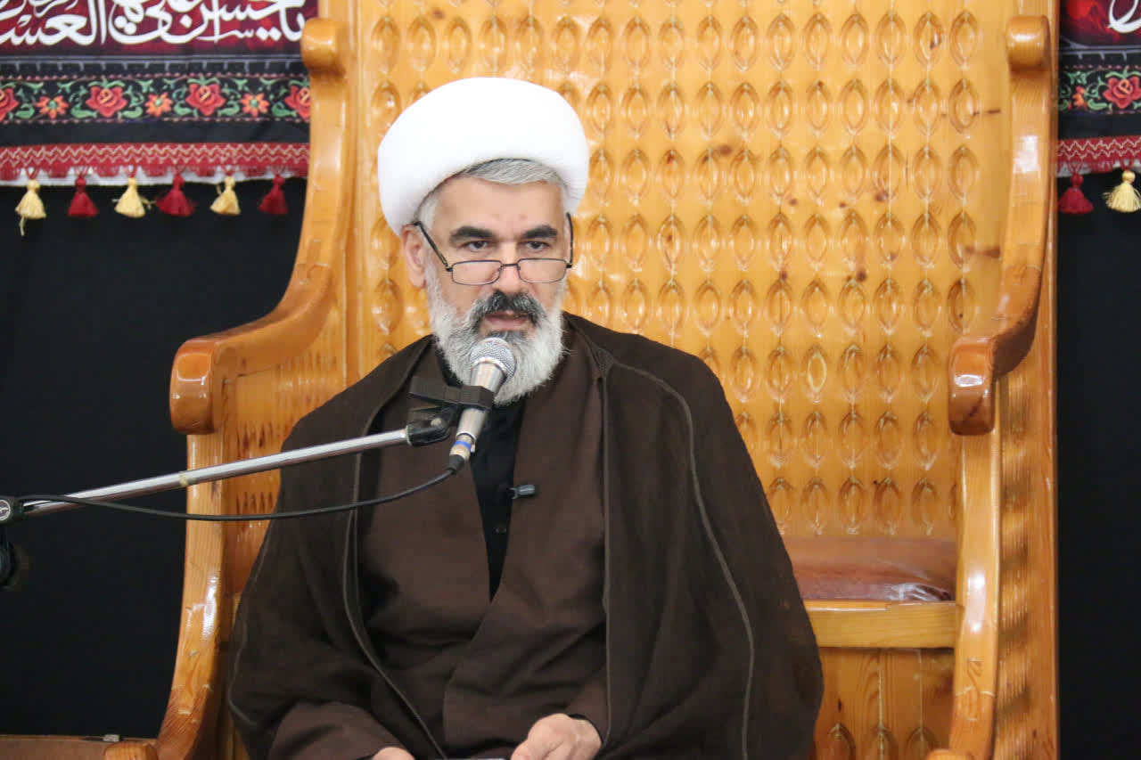 از عاشورا تا اقتدار؛ تأکید بر نقش شهدا در عزت ایران اسلامی/ همه دنیا به اقتدار ایران اذعان دارند