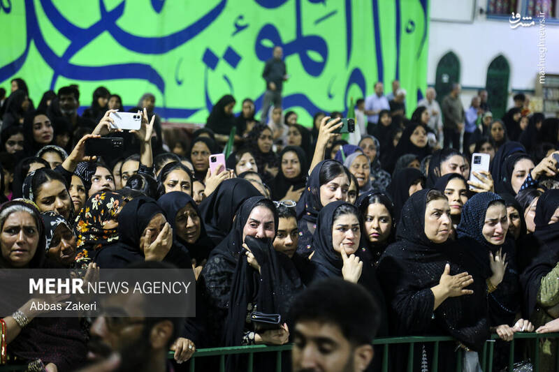 عکس/ تشییع پیکر صیاد شهید "امیرحسین سالاری" در بندرعباس
