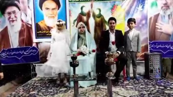 ببینید:آغاز زندگی مشترک زوج جوان رفسنجانی در جوار چایخانه حضرت رضا(ع) در شب عید غدیر | اخبار رفسنجان