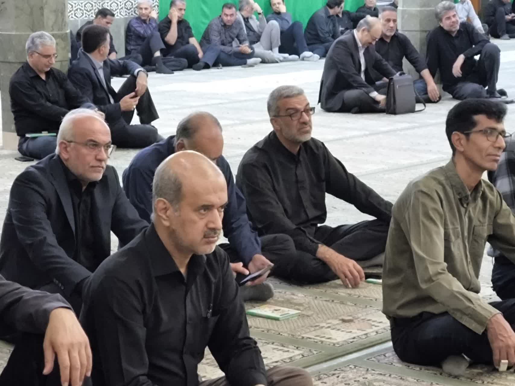 عاشورا دانشگاهی برای تربیت، عزت‌نفس و مسئولیت‌پذیری در خانواده