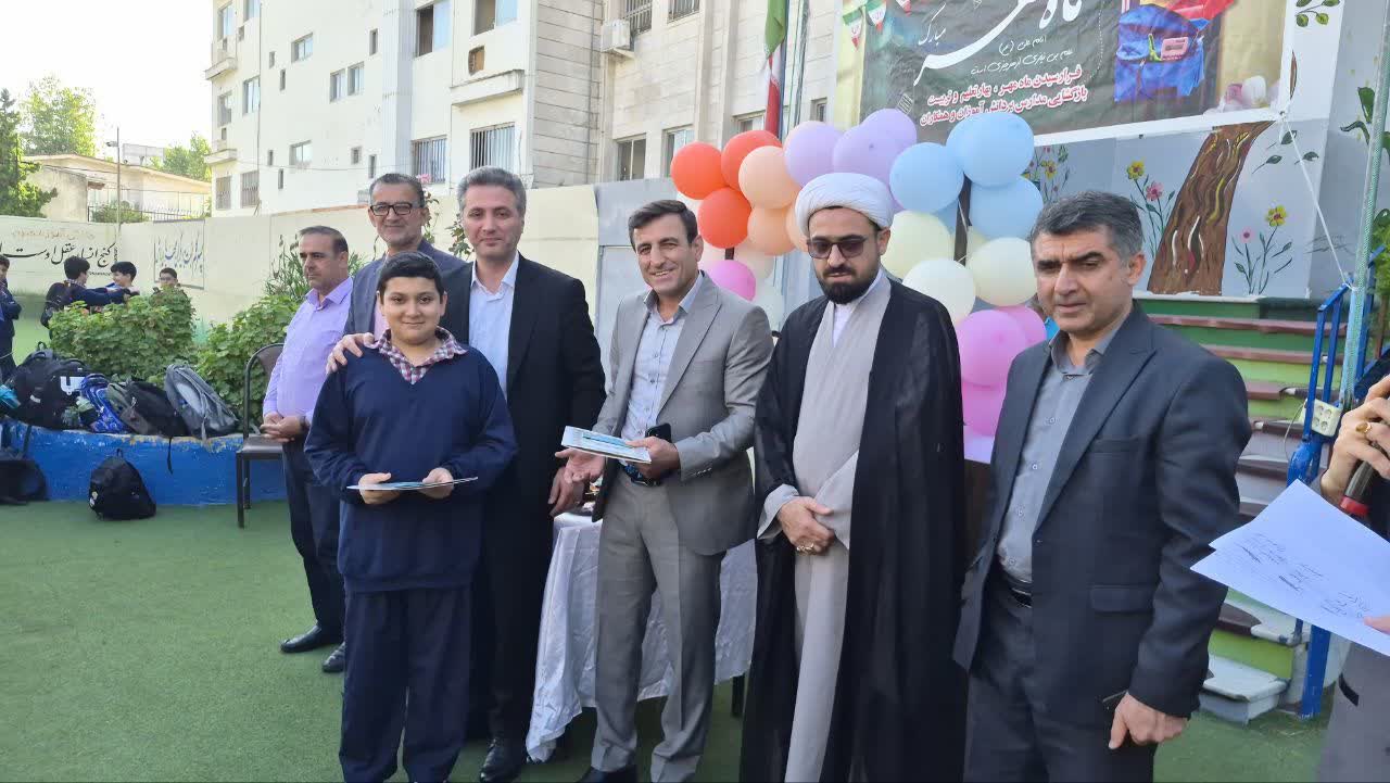 دانش‌آموزان سرمایه‌های حیاتی ملی هستند